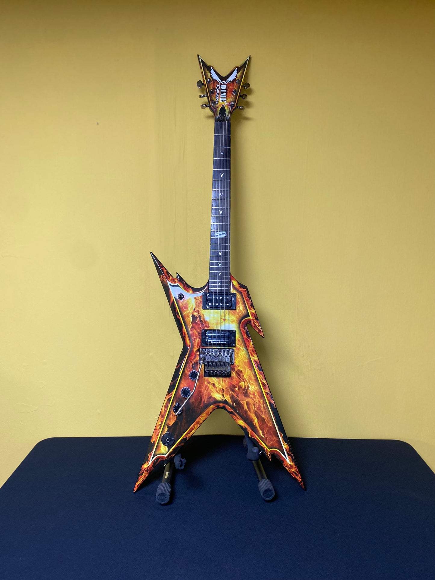 Dean Dime Razorback Explosion/Fire Finish & Hard Case - Floyd Rose, Left Handed