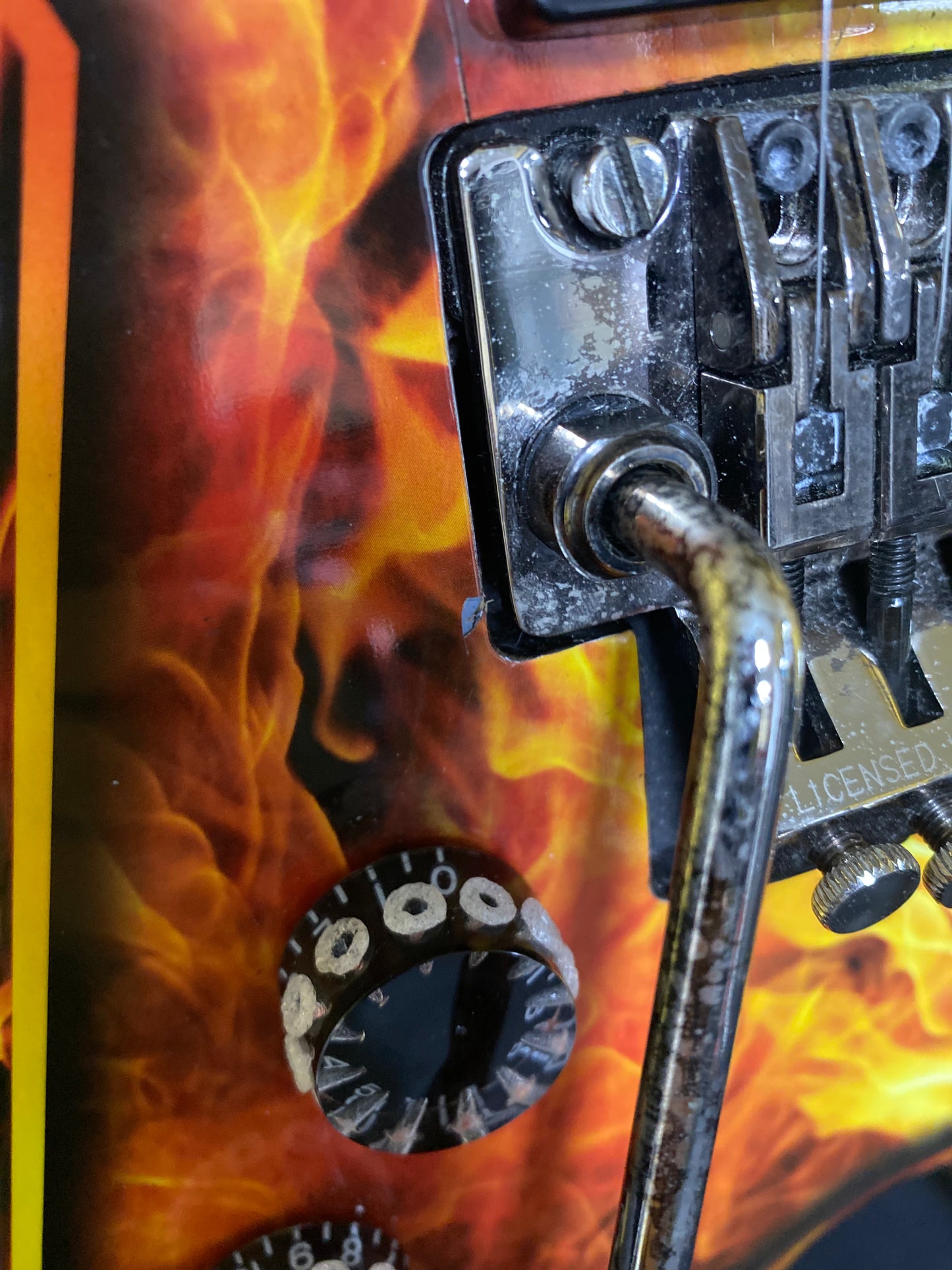 Dean Dime Razorback Explosion/Fire Finish & Hard Case - Floyd Rose, Left Handed