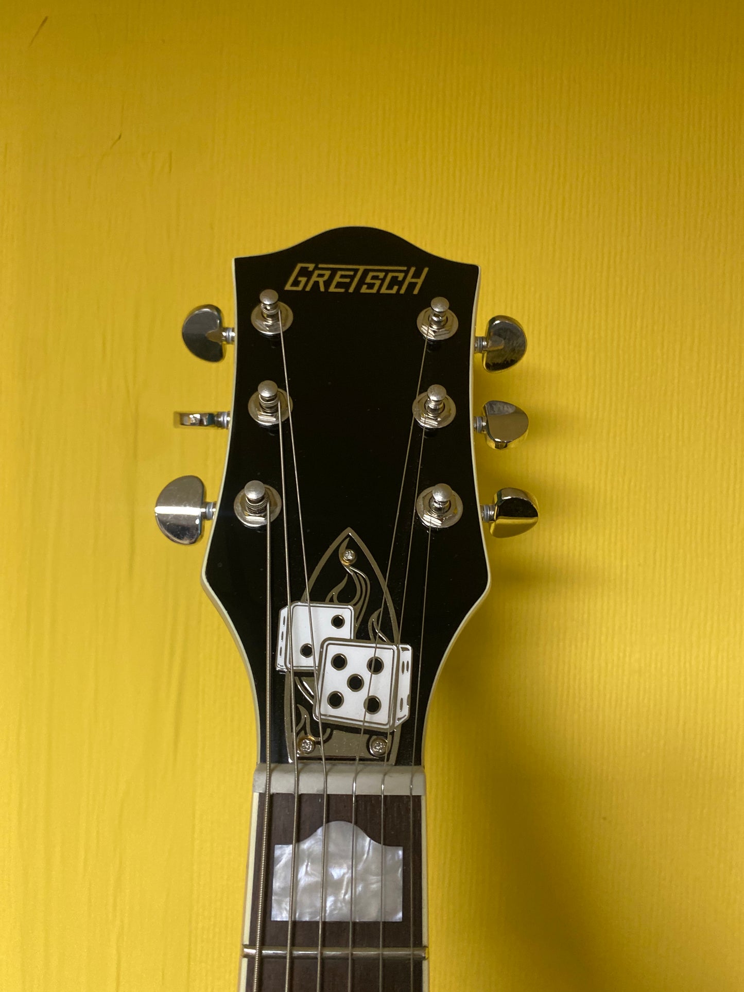 Grestch Streamliner G2420T/RVBL Semi Acoustic Guitar w/Bigsby