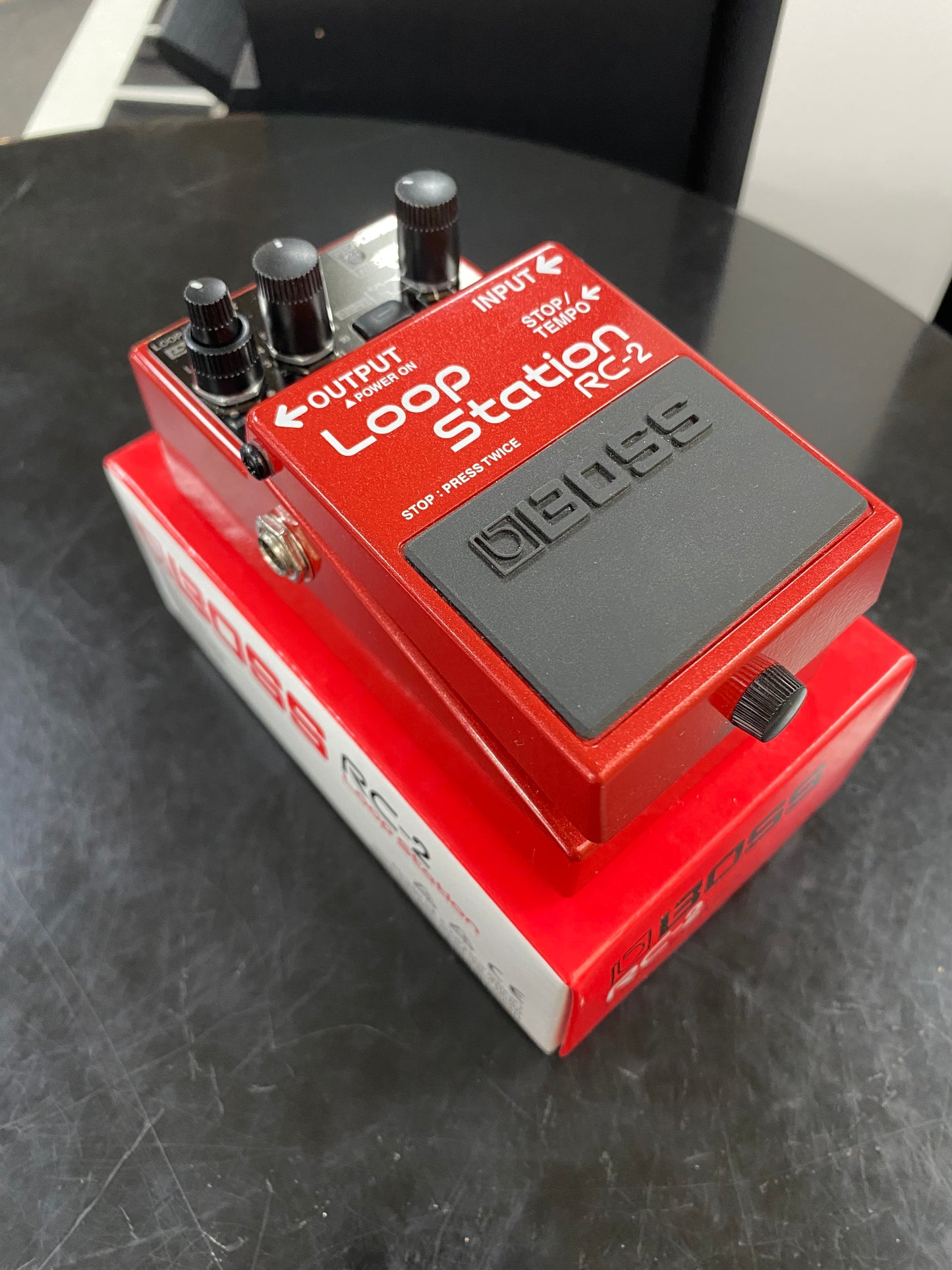 Boss RC-2 Loop Station Guitar Effects Pedal & Box