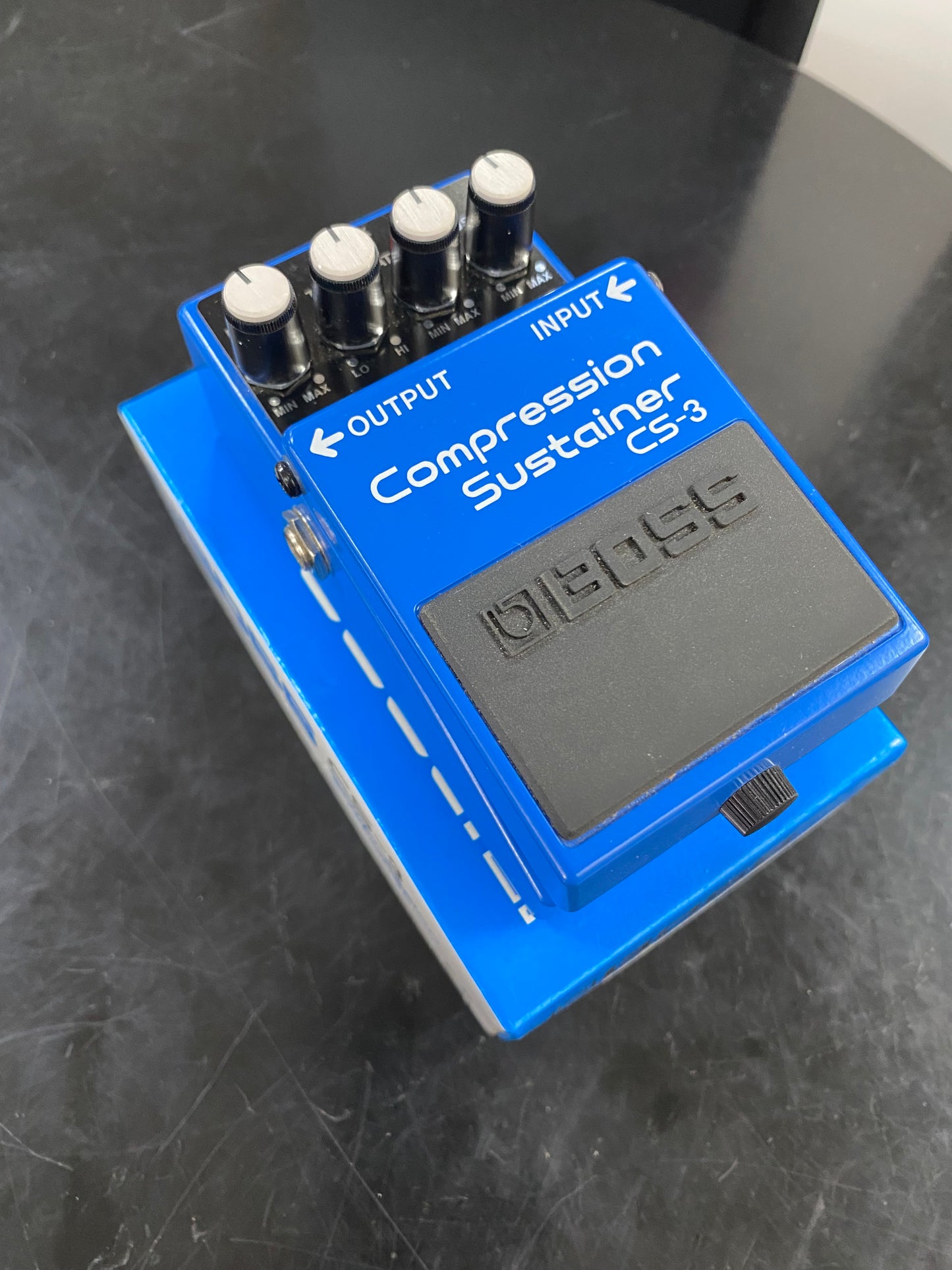 Boss CS-3 Compression Sustainer Guitar Effects Pedal & Box