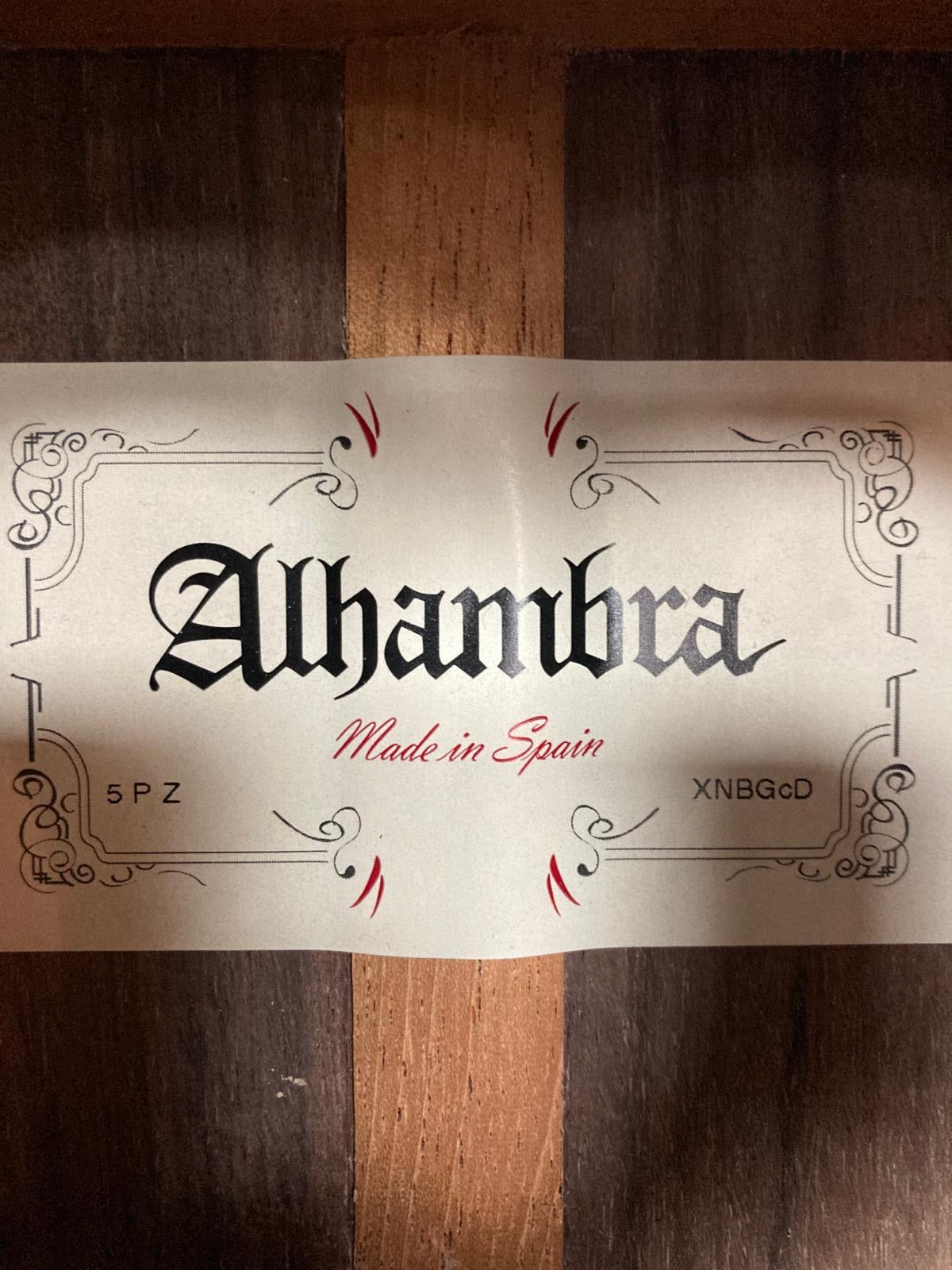 Alhambra 5PZ Natural 4/4 Classical Guitar