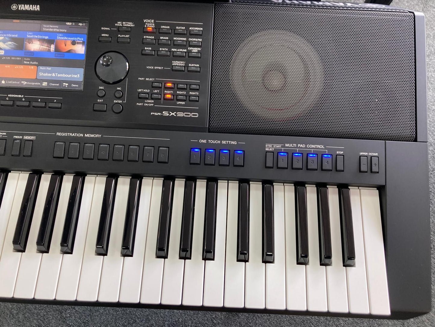 USED Yamaha PSR-SX900 Workstation Keyboard