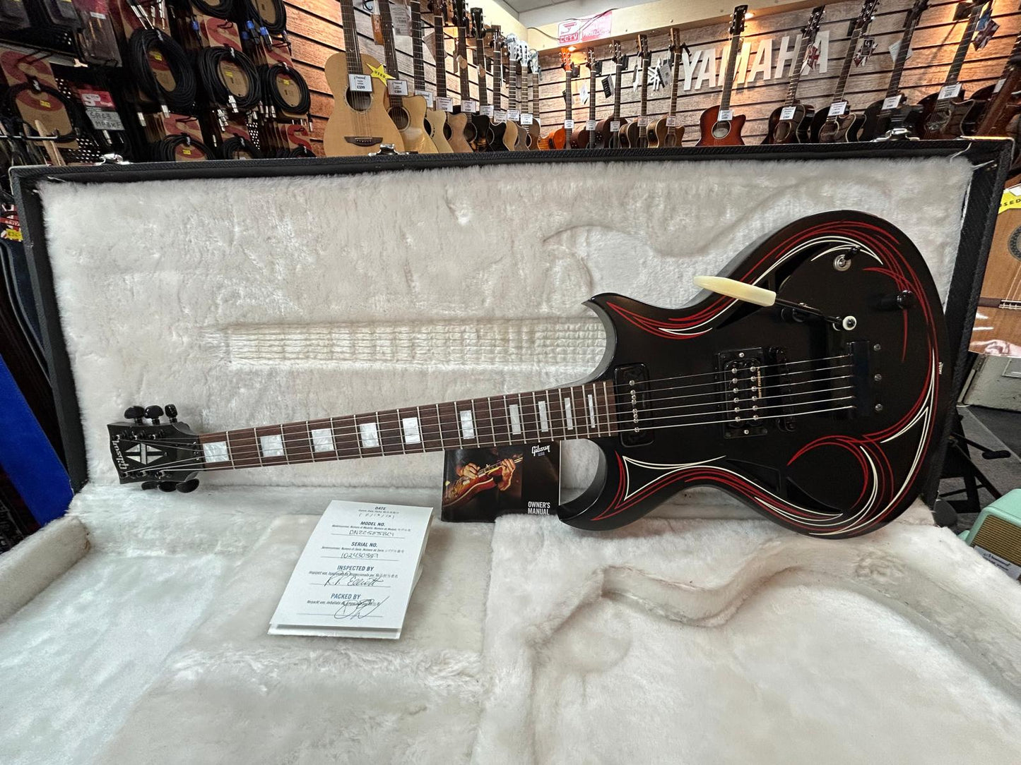 Gibson N-225 Nighthawk Guitar & Hard Case - Ebony/Rick Harris Pinstripe *Limited Edition*