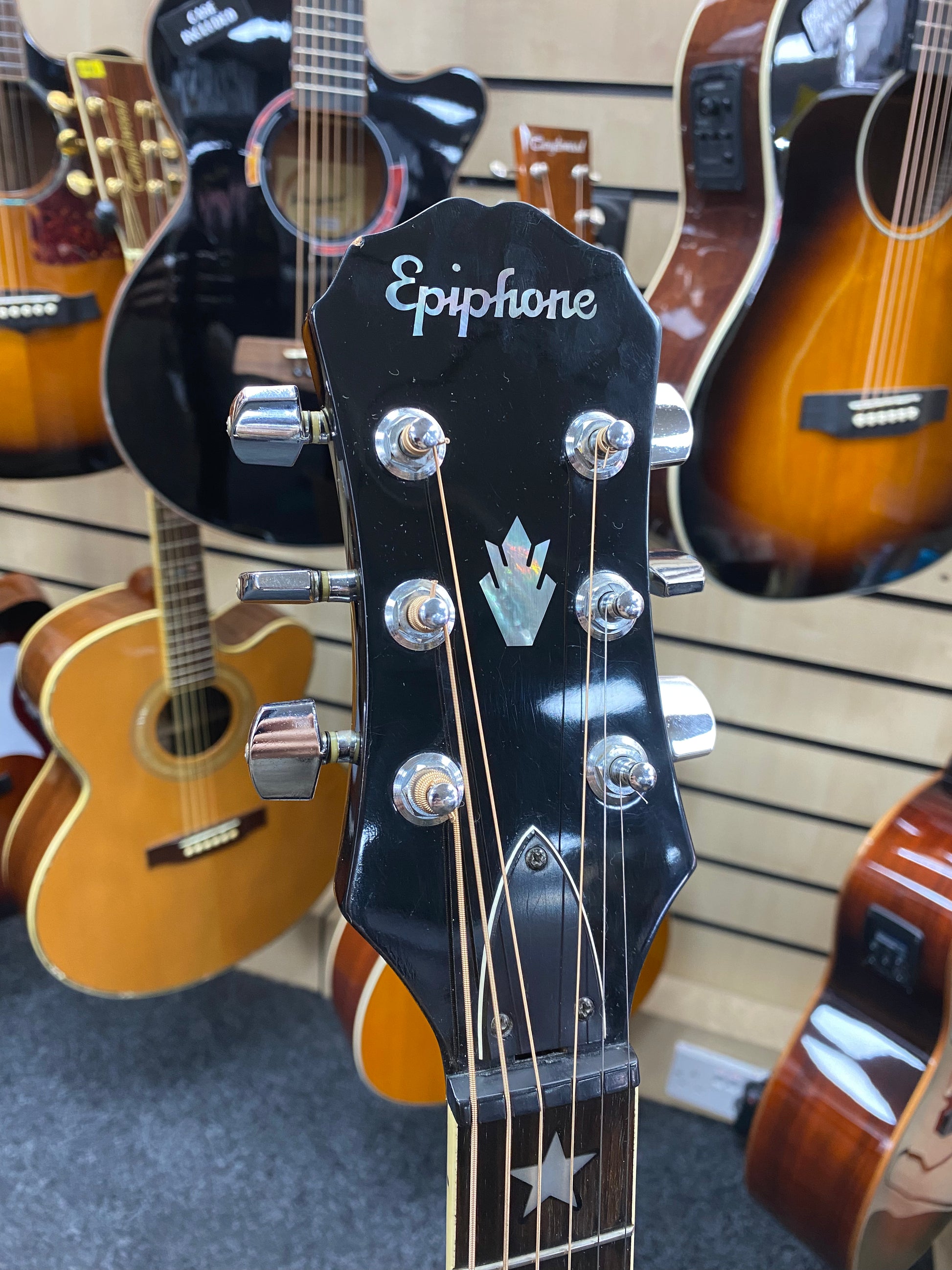 IMG_0037.heic?v=1711812206& IMG_0037.heic?v=1711812206&