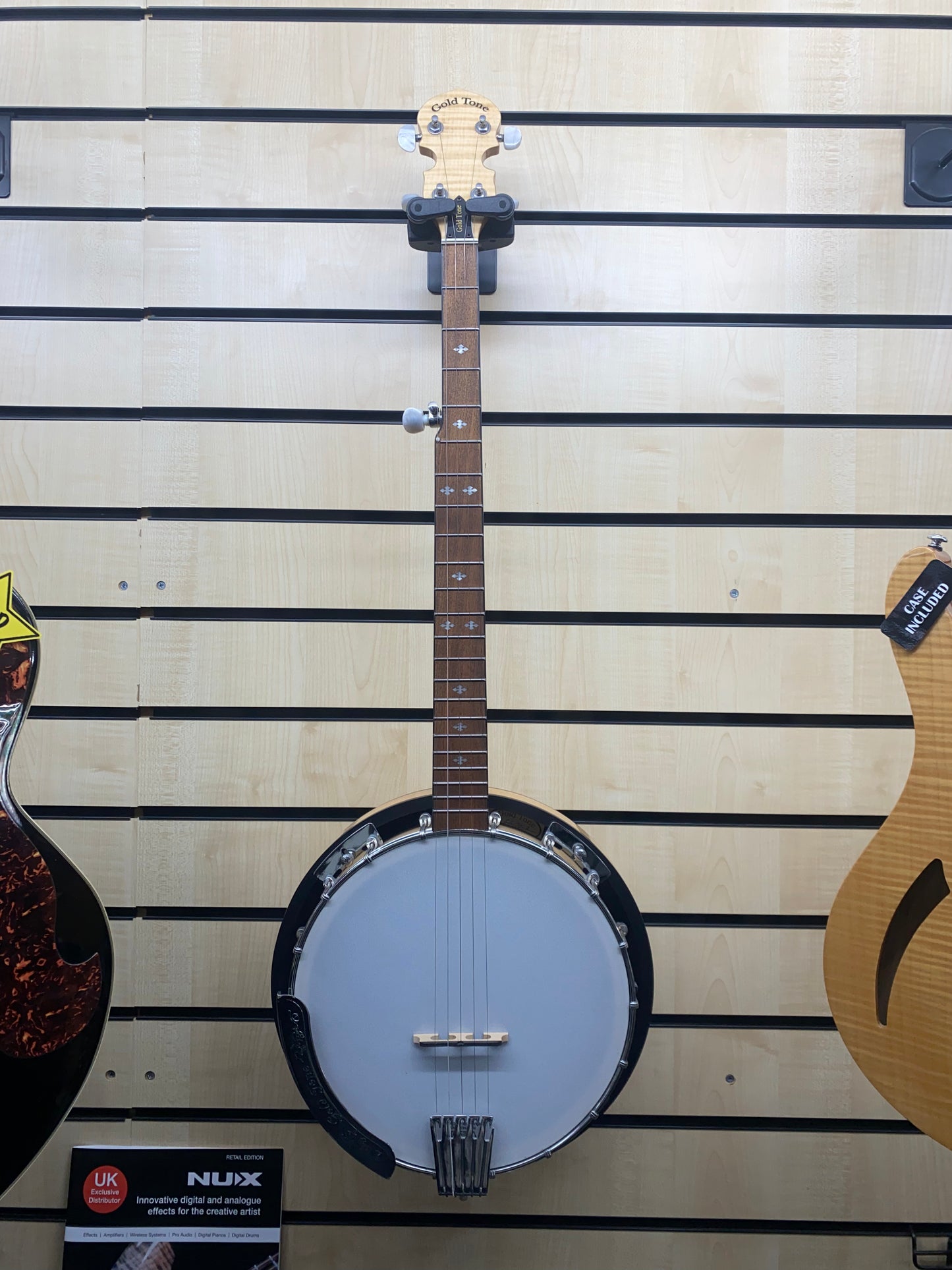 Gold Tone CC-100R Resonator 5 String Banjo and Gig Bag