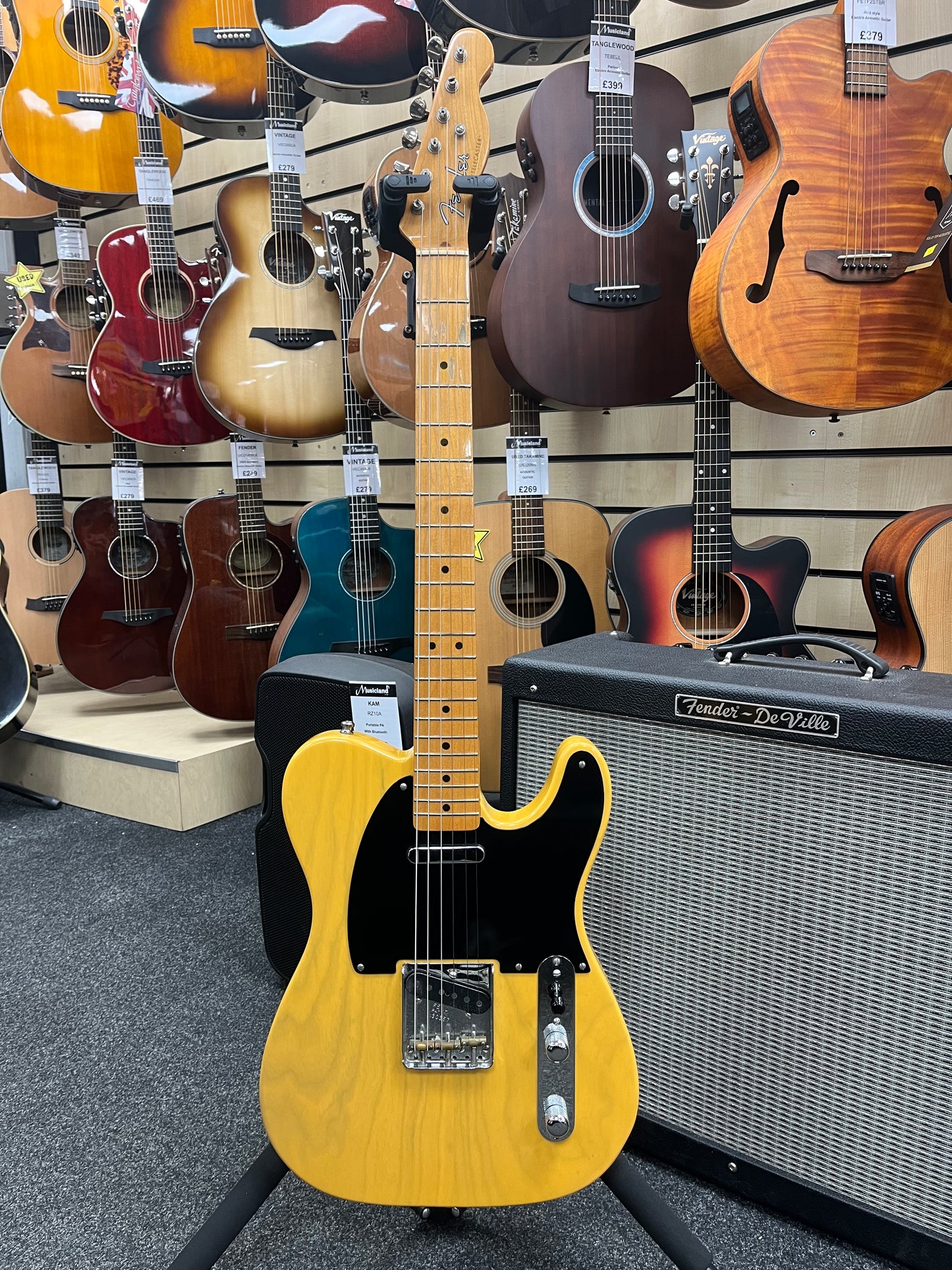 1998 Fender American Vintage '52 Reissue (AVRI) Butterscotch Telecaster & Fender Tweed Hard Case