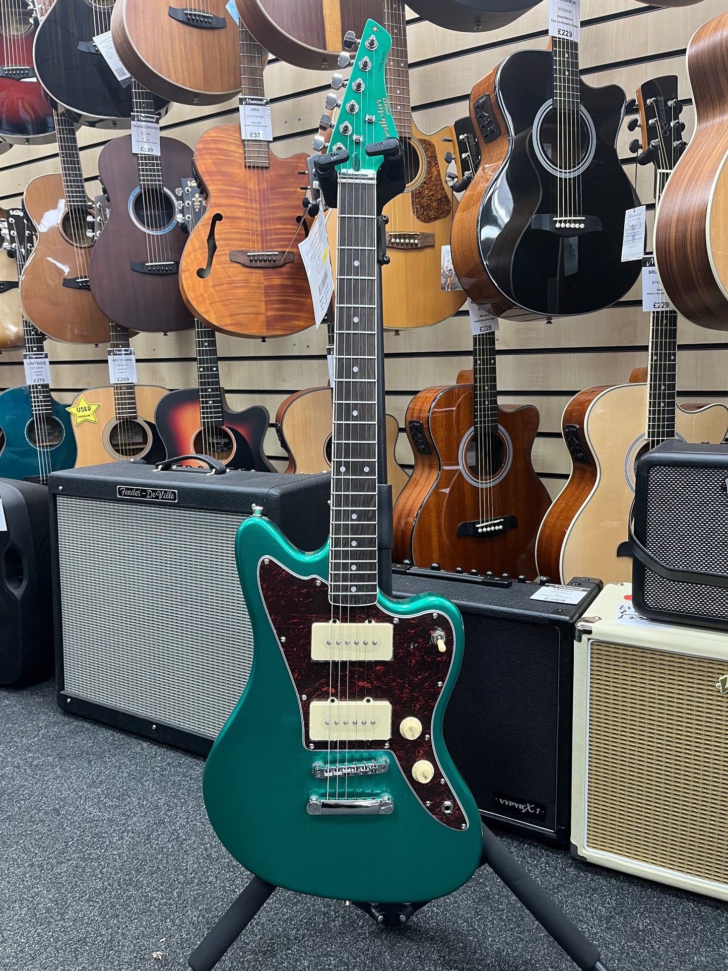 Beautiful Emerald Green Tanglewood Northstar NSP4EG - 'Jazzmaster' Style Guitar
