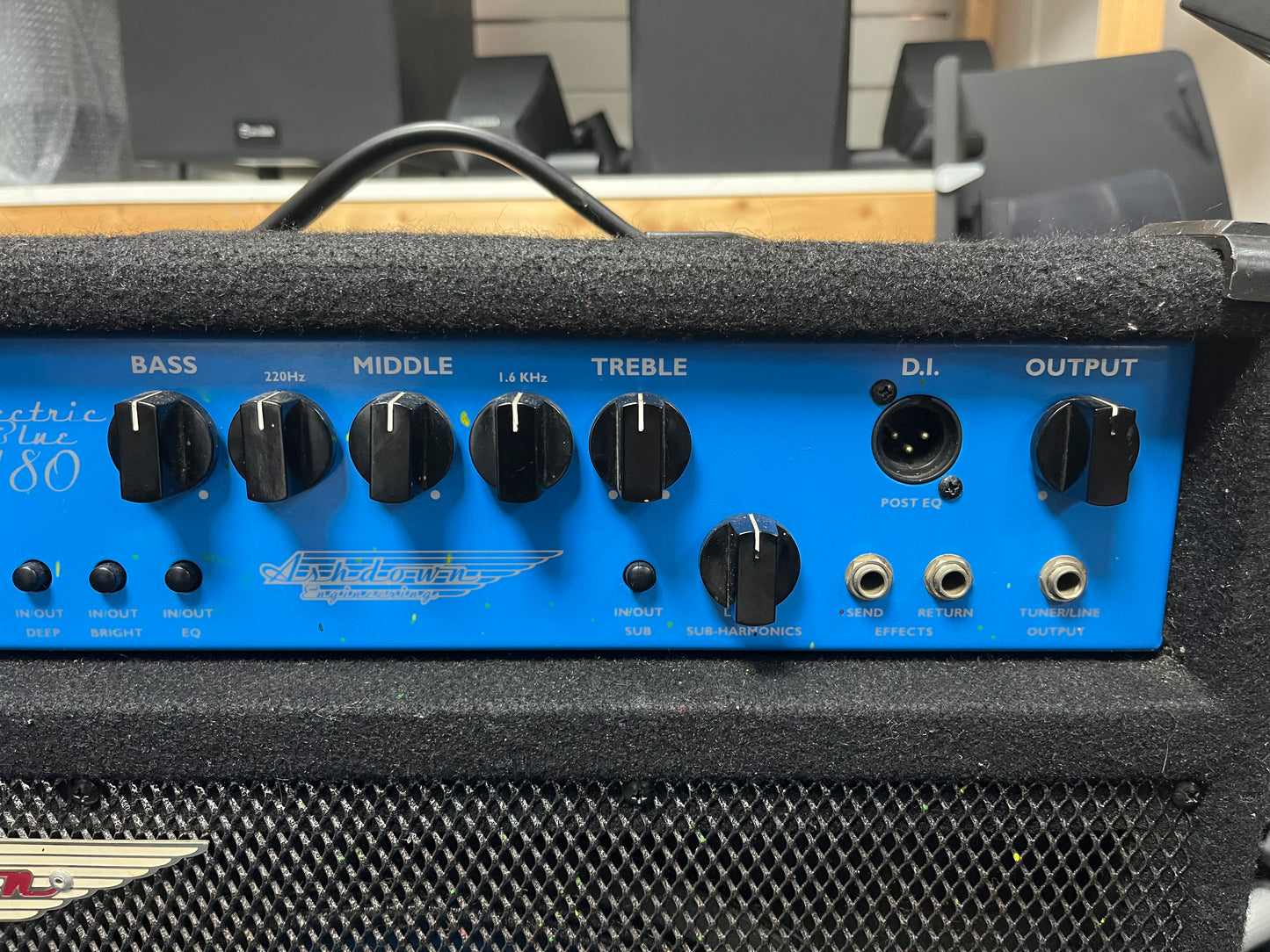 Ashdown EB 15-180 - 1x15" 180W Bass Combo Amp