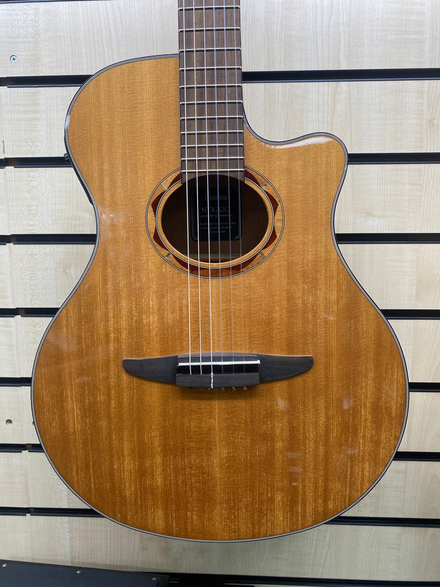 Yamaha NTX700 Electro-Acoustic Nylon/Classical Guitar - Natural