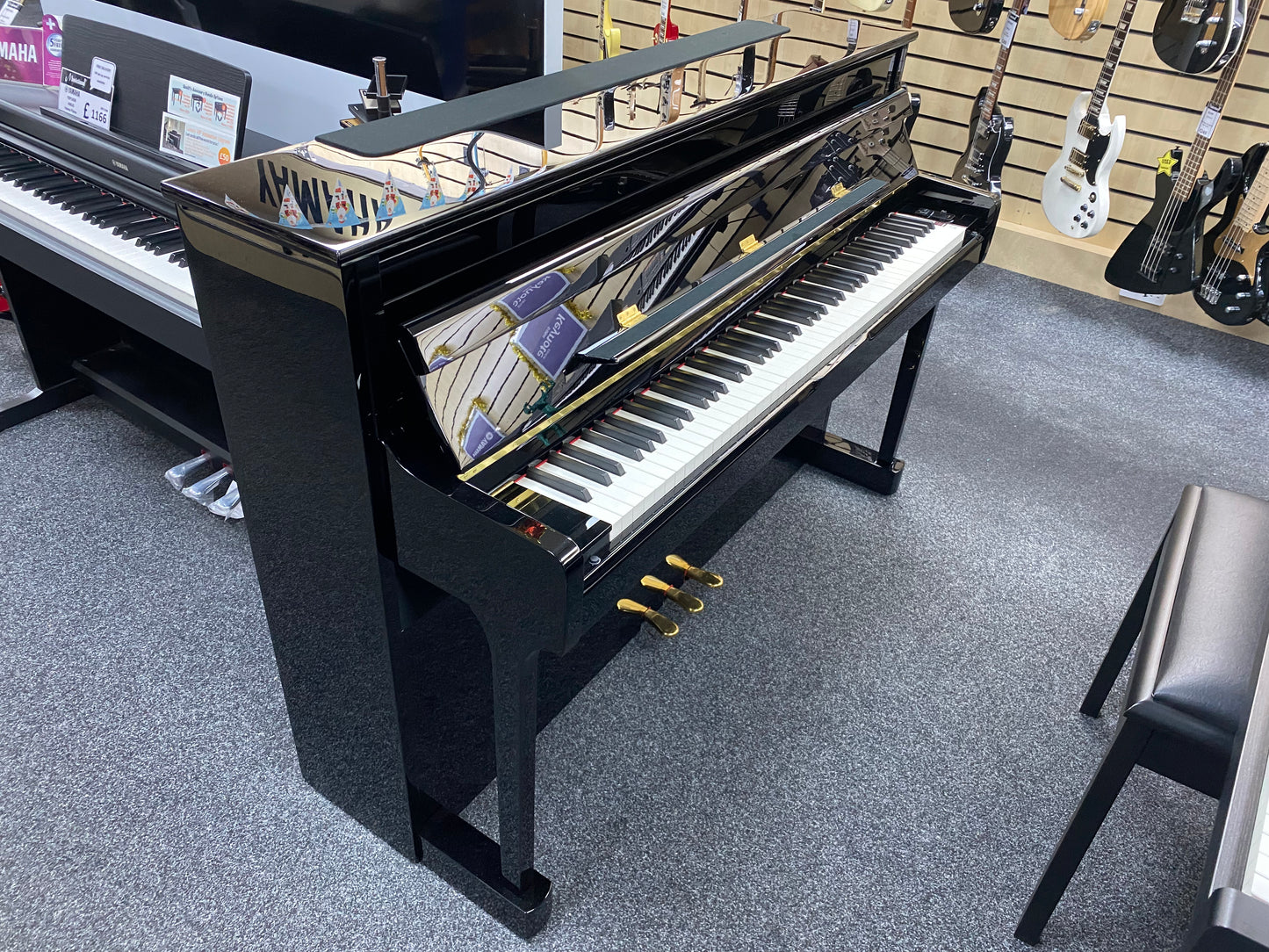 USED Kawai Classic series CS10 - Polished Ebony