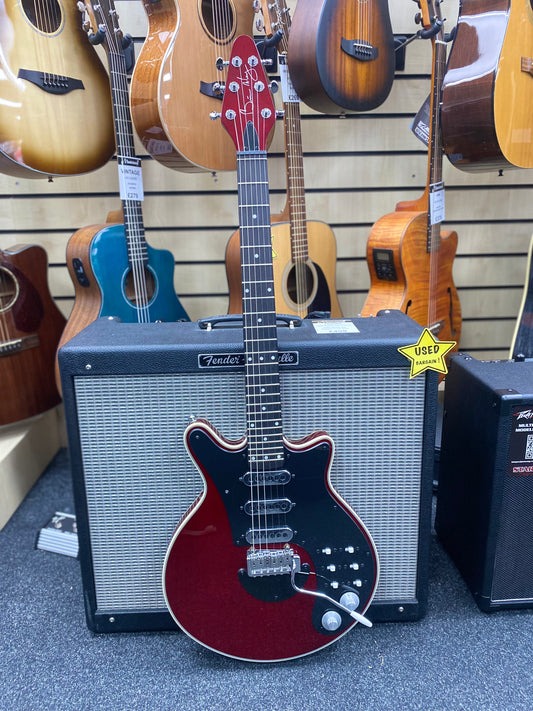 Brian May Antique Cherry Red Special with Gig Bag
