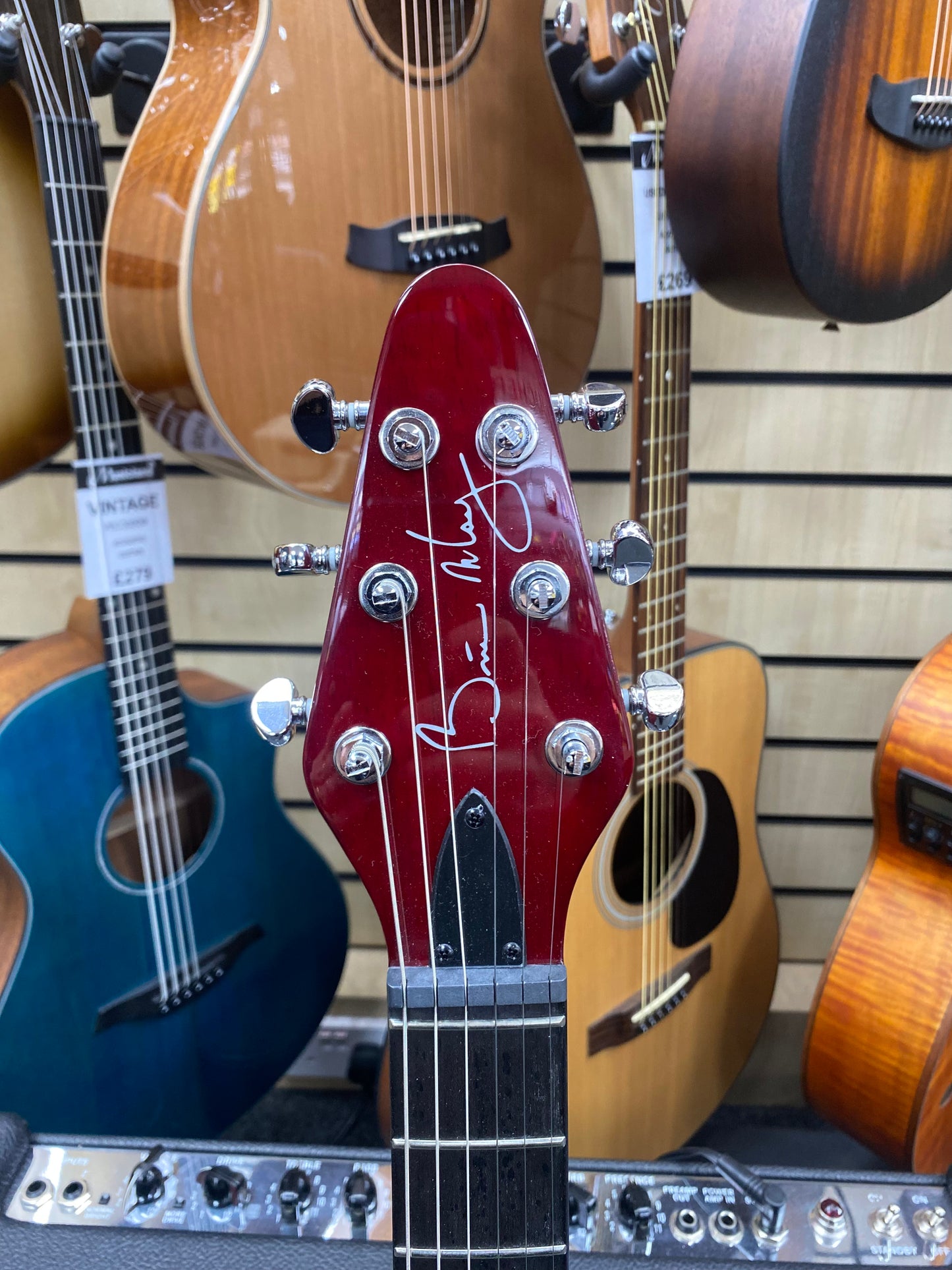 Brian May Antique Cherry Red Special with Gig Bag
