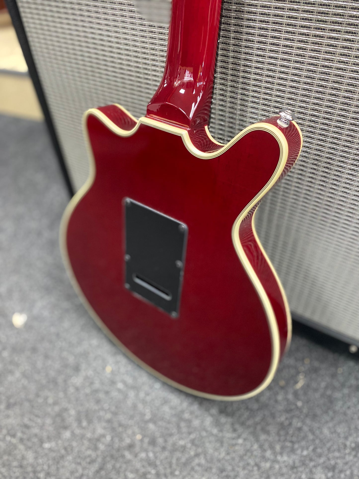 Brian May Antique Cherry Red Special with Gig Bag