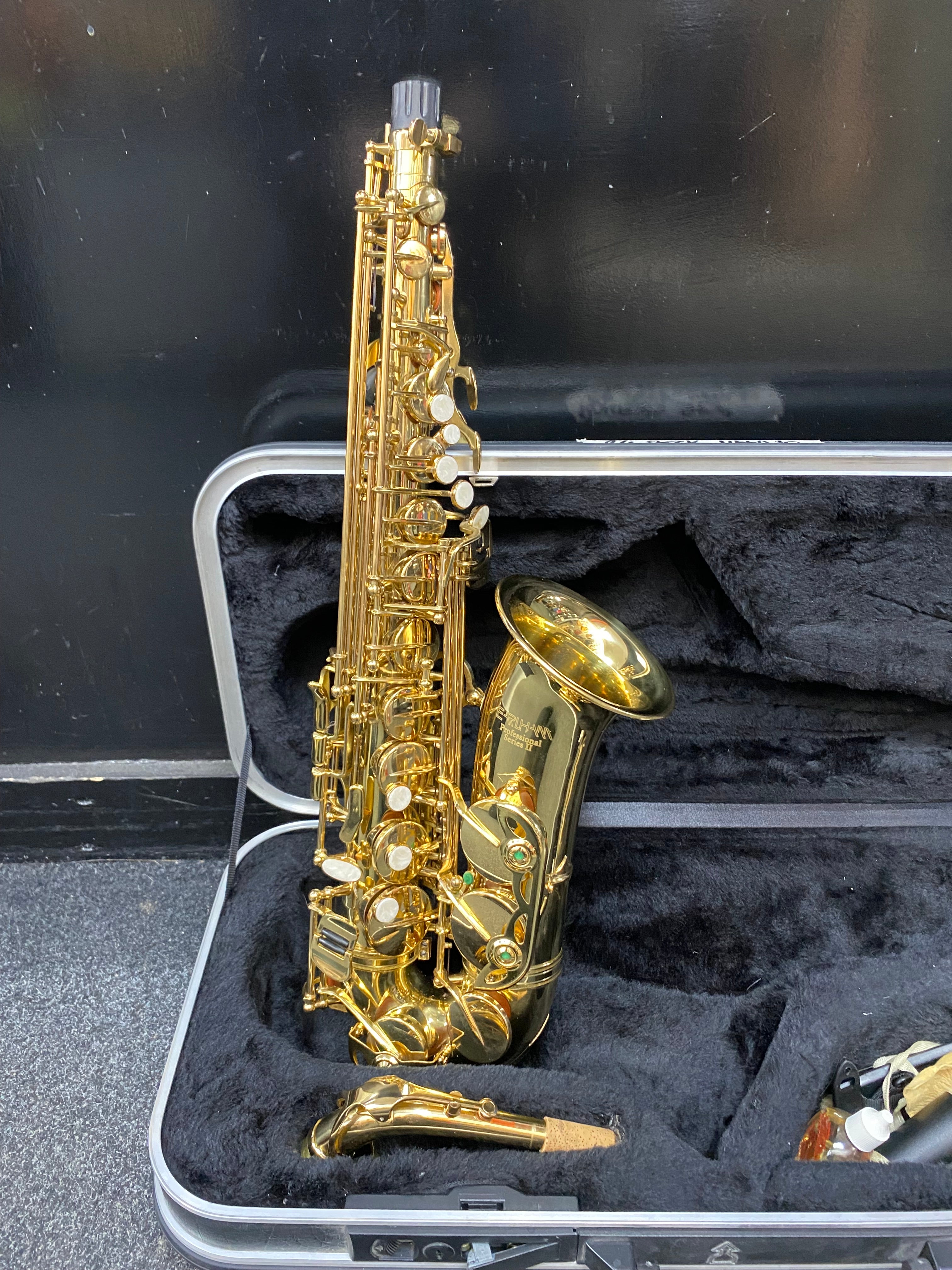Earlham Pro II Alto Saxophone – Musicland (UK) Ltd
