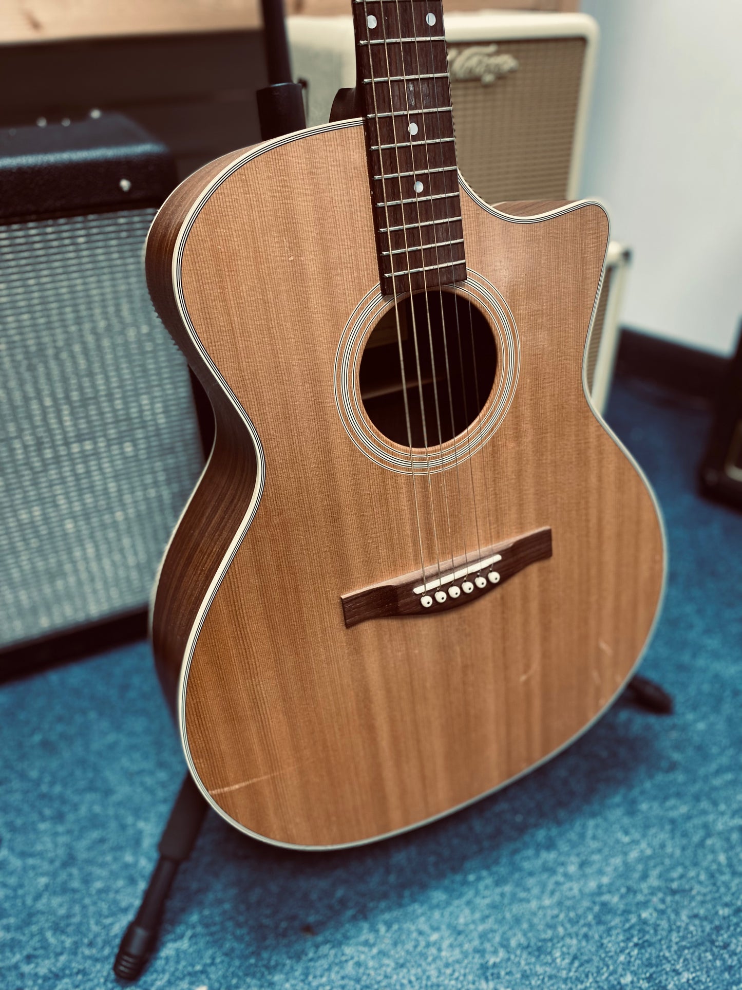 Used Eastman AC222CE 2010s - Natural