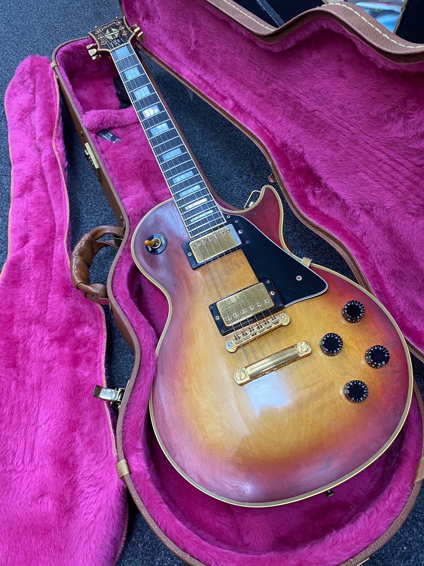 1989 Gibson Les Paul Custom Cherry Sunburst