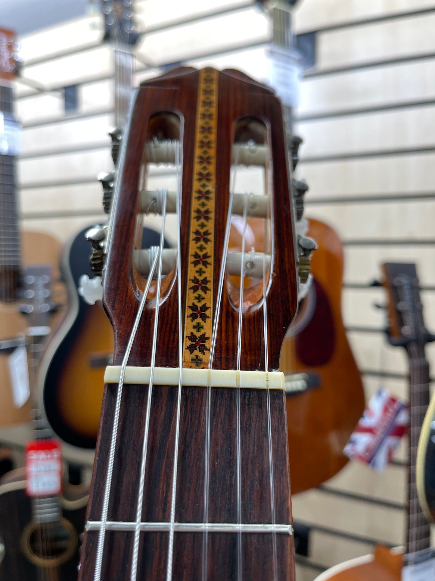 Kiso Suzuki 9500 Classical Guitar 1970s