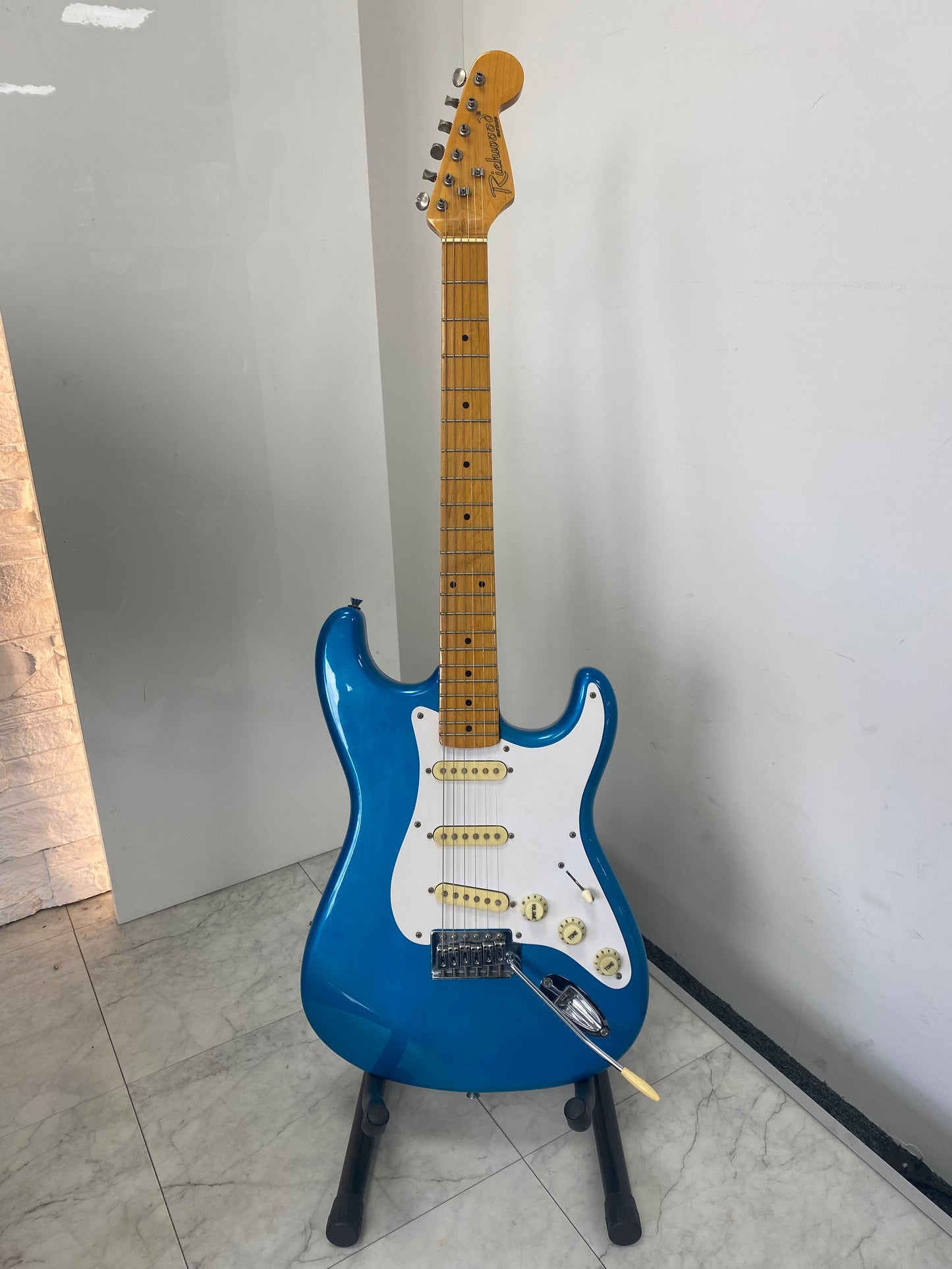 USED Richwood Blue Strat Style Electric Guitar
