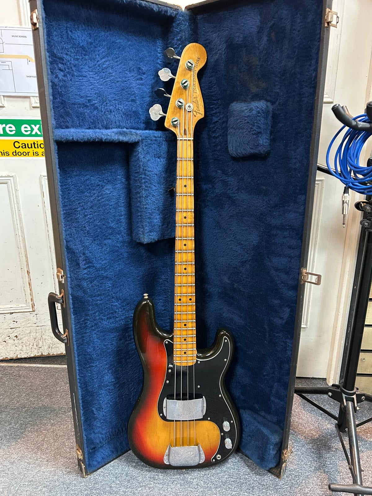 Vintage 1975 Sunburst Fender Precision P Bass & Hard Case