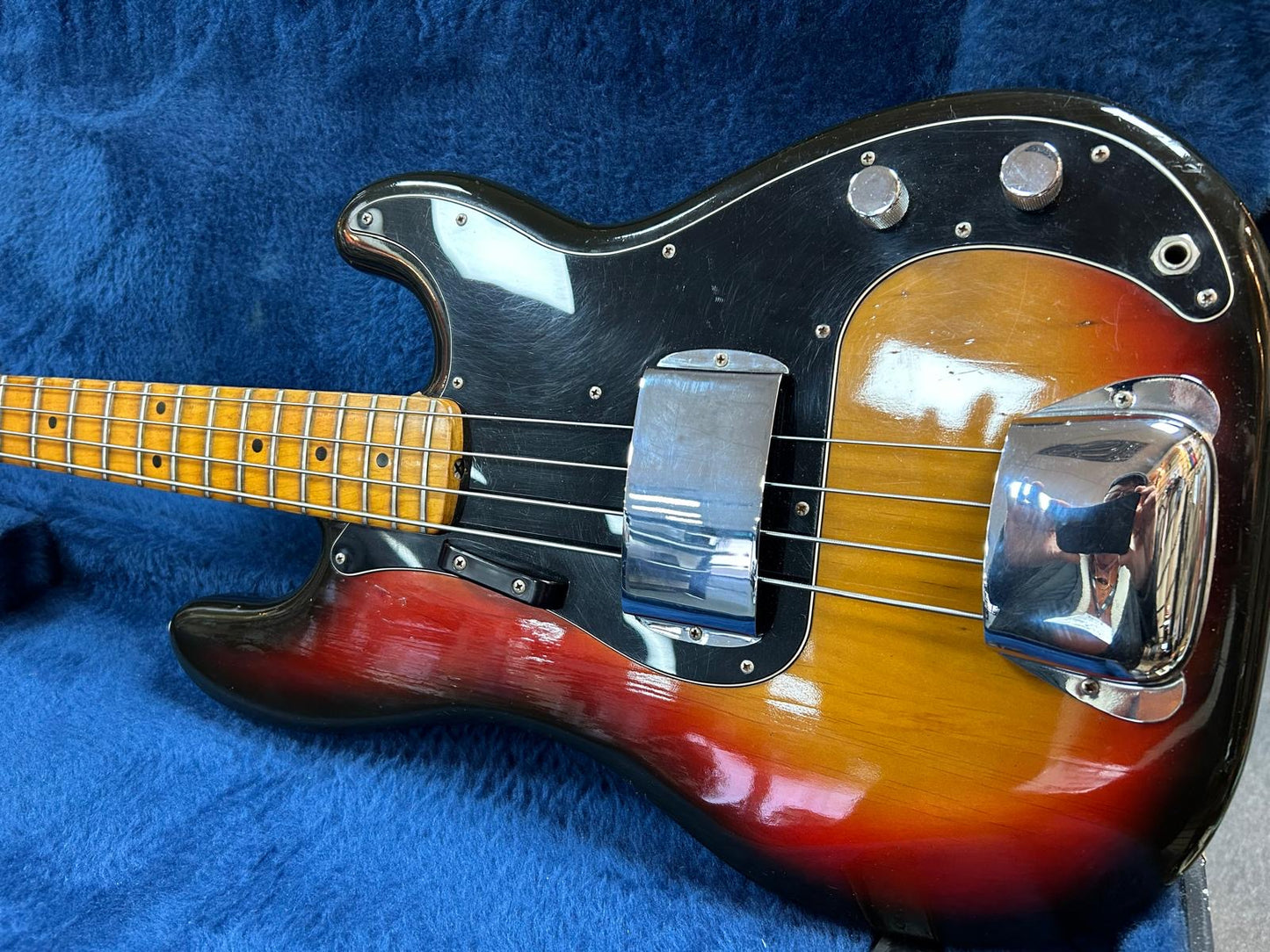 Vintage 1975 Sunburst Fender Precision P Bass & Hard Case