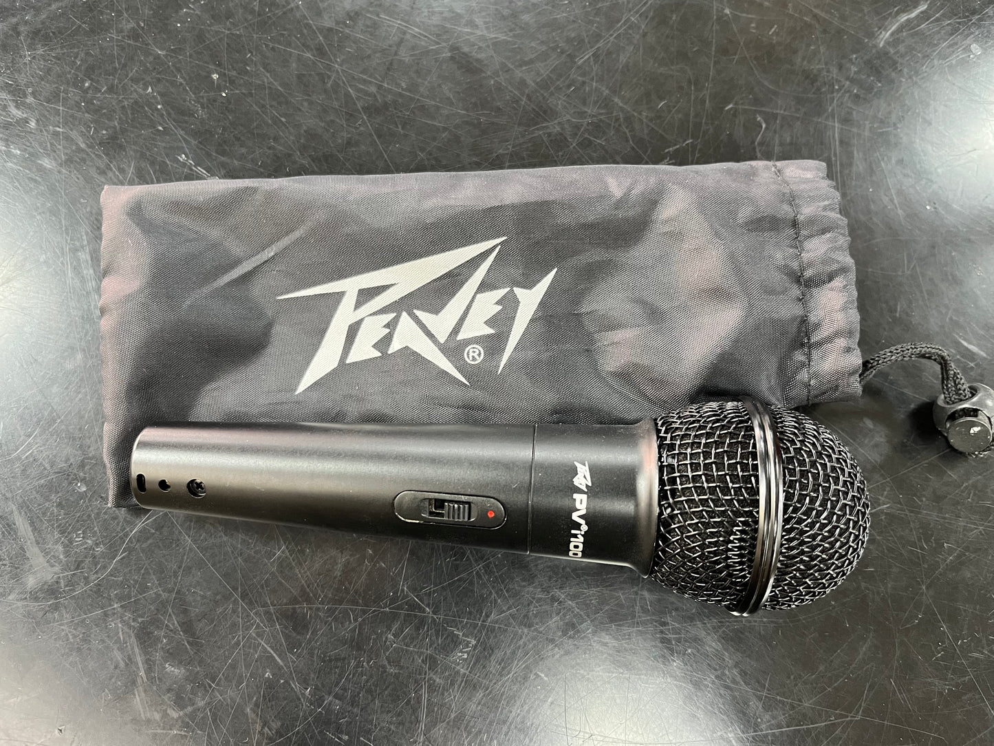 Peavey PVi 100 Cardioid Dynamic Microphone w/ Pouch