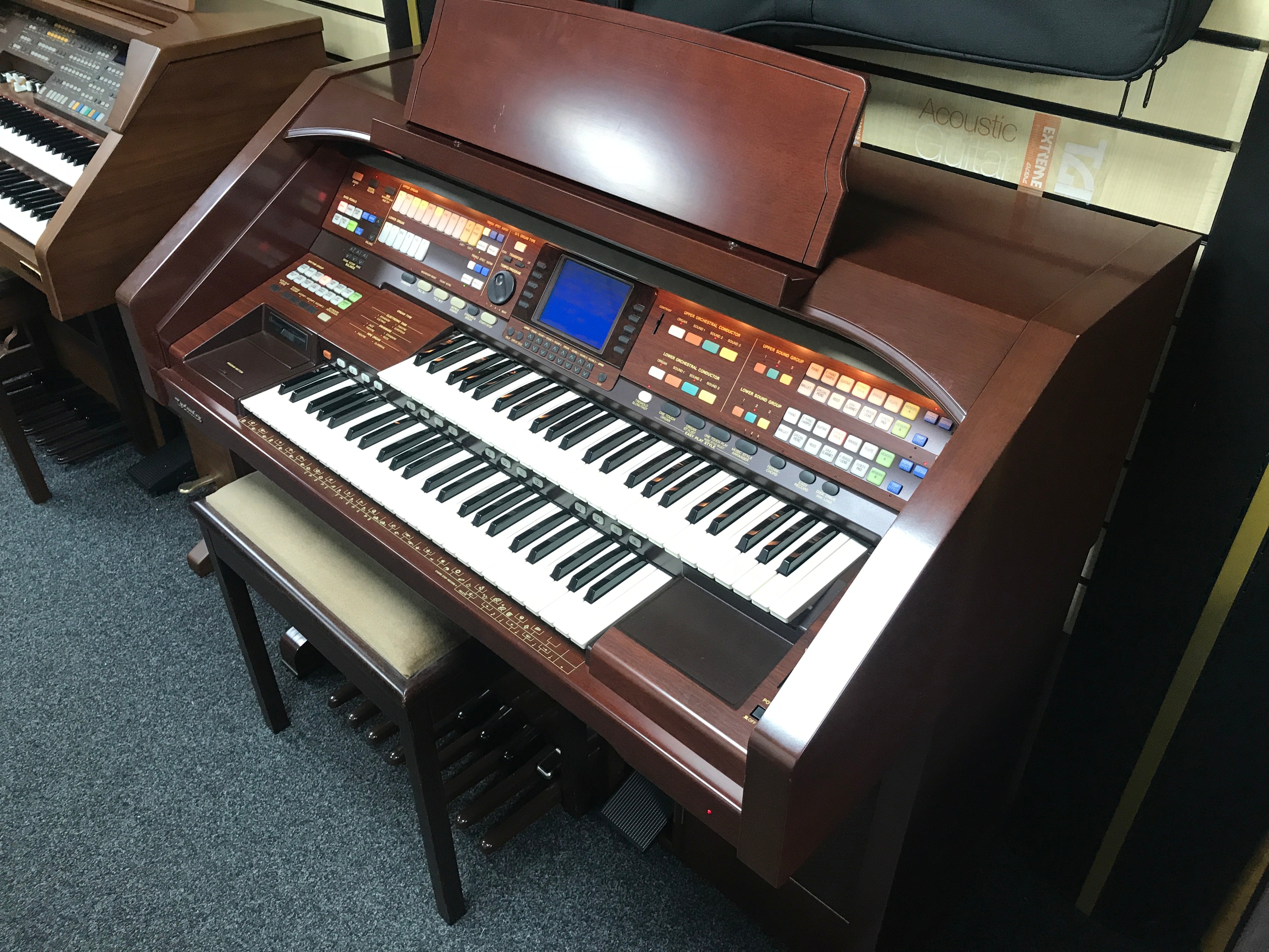 Technics deals electric organ