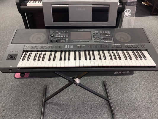 USED Yamaha PSRSX900