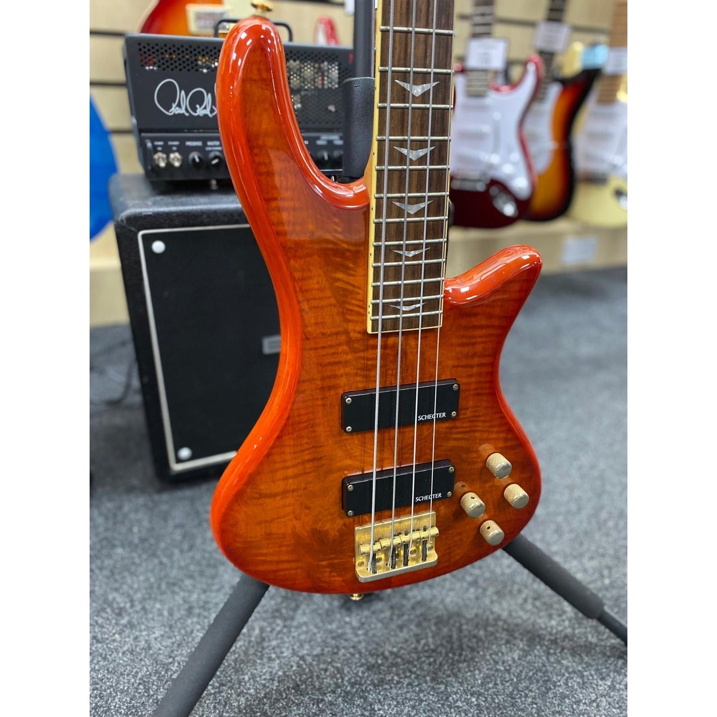Lovely Schecter Extreme 4 Bass Guitar - Diamond Series